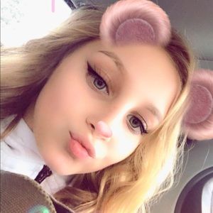 Meet your Posher, Kylee